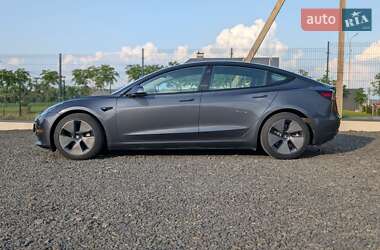 Седан Tesla Model 3 2020 в Луцьку