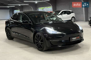 Седан Tesla Model 3 2019 в 