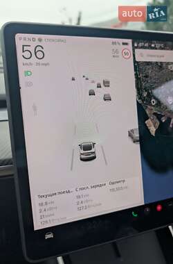 Седан Tesla Model 3 2020 в 