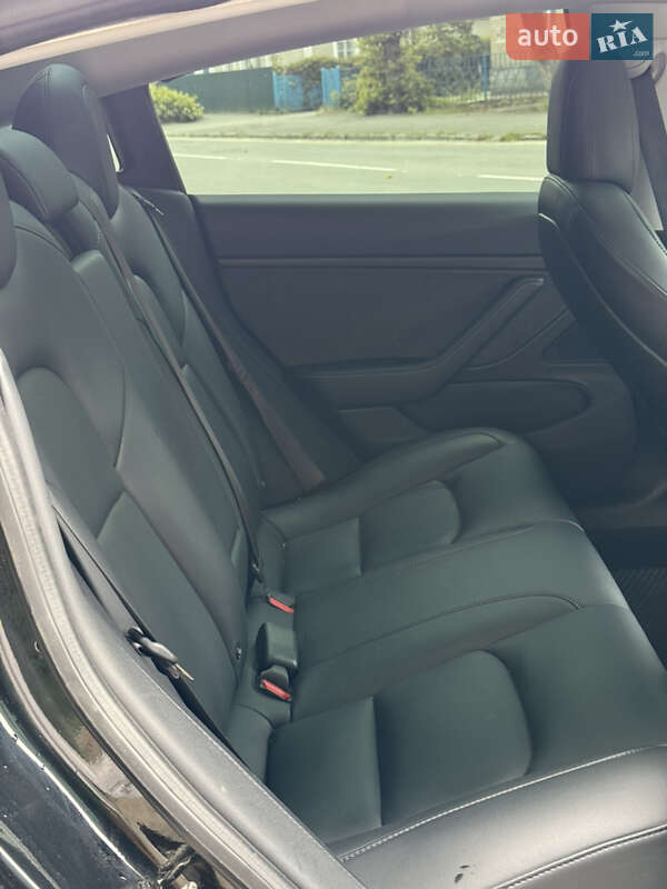 Седан Tesla Model 3 2018 в Каменец-Подольском