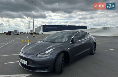Седан Tesla Model 3 2018 в 