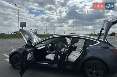Седан Tesla Model 3 2018 в 