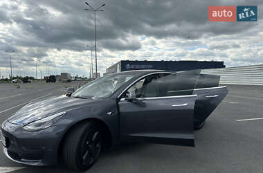 Седан Tesla Model 3 2018 в 