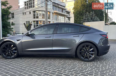 Седан Tesla Model 3 2018 в Одессе