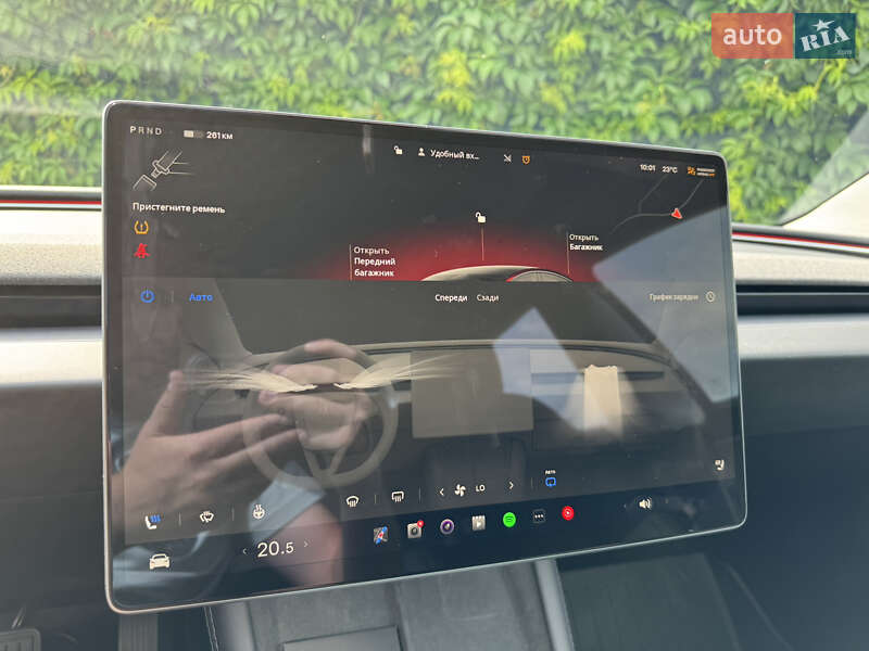 Седан Tesla Model 3 2024 в Стрые