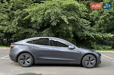 Седан Tesla Model 3 2018 в Киеве