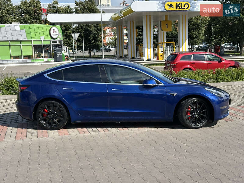 Седан Tesla Model 3 2019 в Киеве фото 2 Седан Tesla Model 3 2019 в Киеве