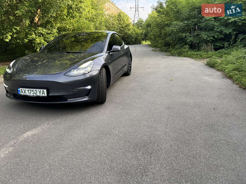 Седан Tesla Model 3 2021 в Харькове