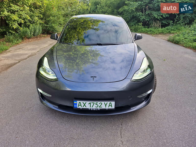 Седан Tesla Model 3 2021 в Харькове