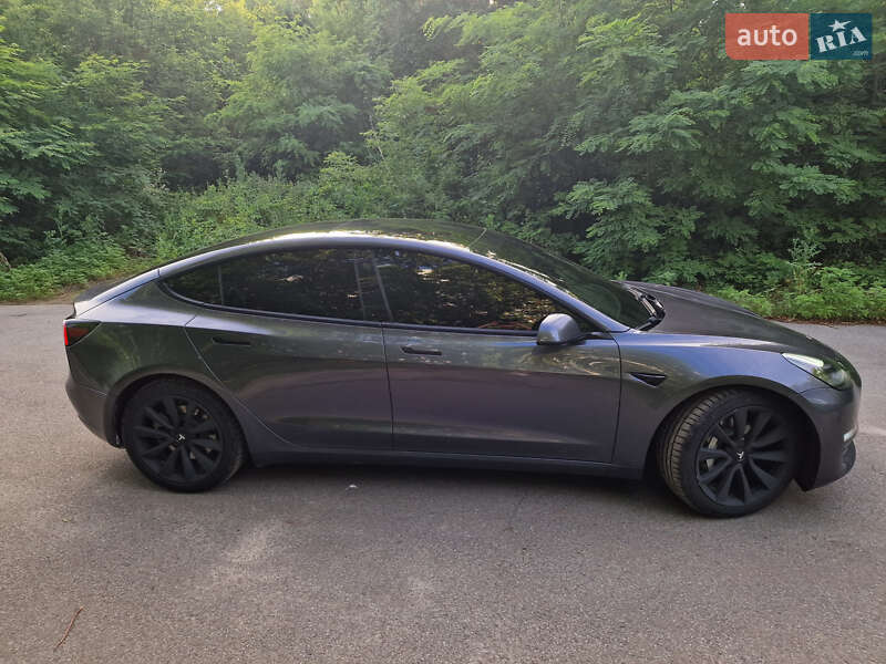Седан Tesla Model 3 2021 в Харькове