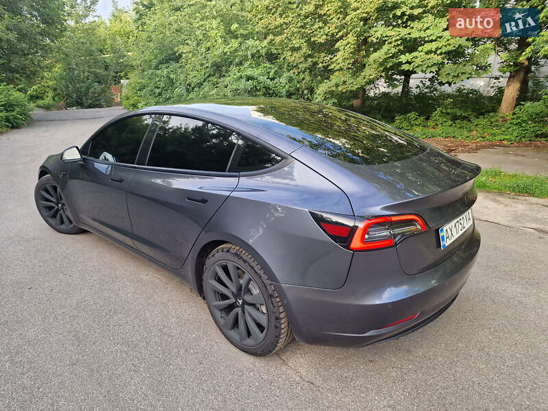 Седан Tesla Model 3 2021 в Харькове