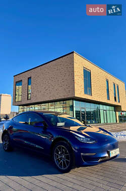 Седан Tesla Model 3 2018 в Колоденці