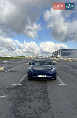 Седан Tesla Model 3 2019 в 
