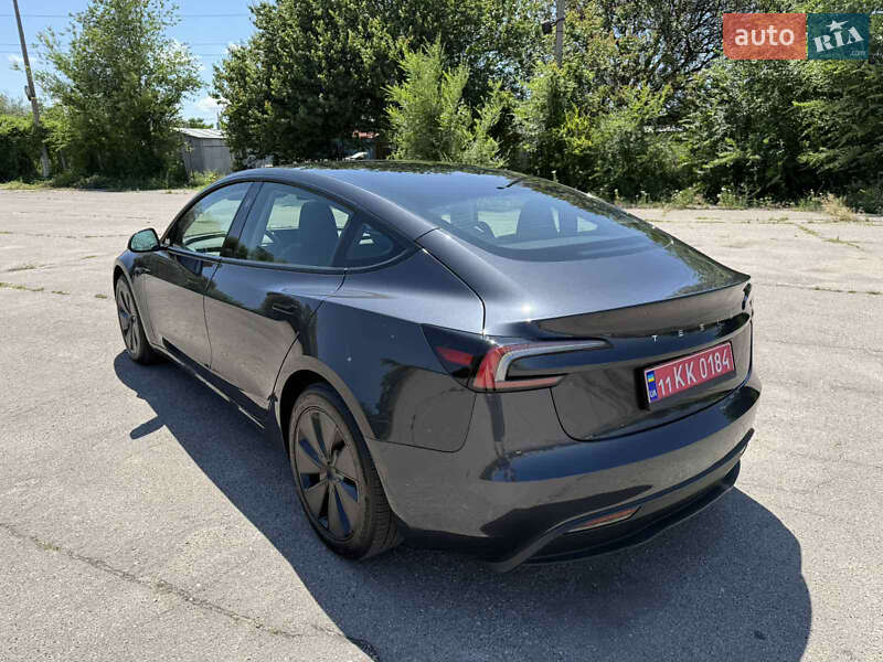 Седан Tesla Model 3 2024 в Запорожье