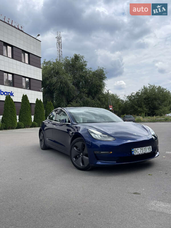 Седан Tesla Model 3 2018 в 