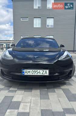 Седан Tesla Model 3 2019 в 