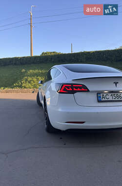 Седан Tesla Model 3 2018 в 