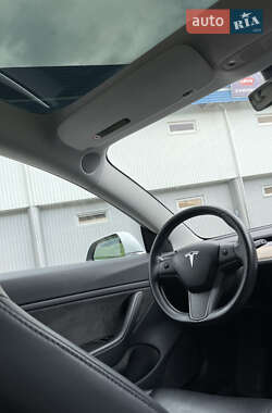 Седан Tesla Model 3 2018 в 