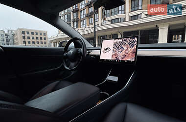 Седан Tesla Model 3 2018 в 