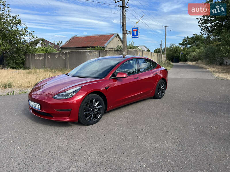 Седан Tesla Model 3 2019 в Одессе