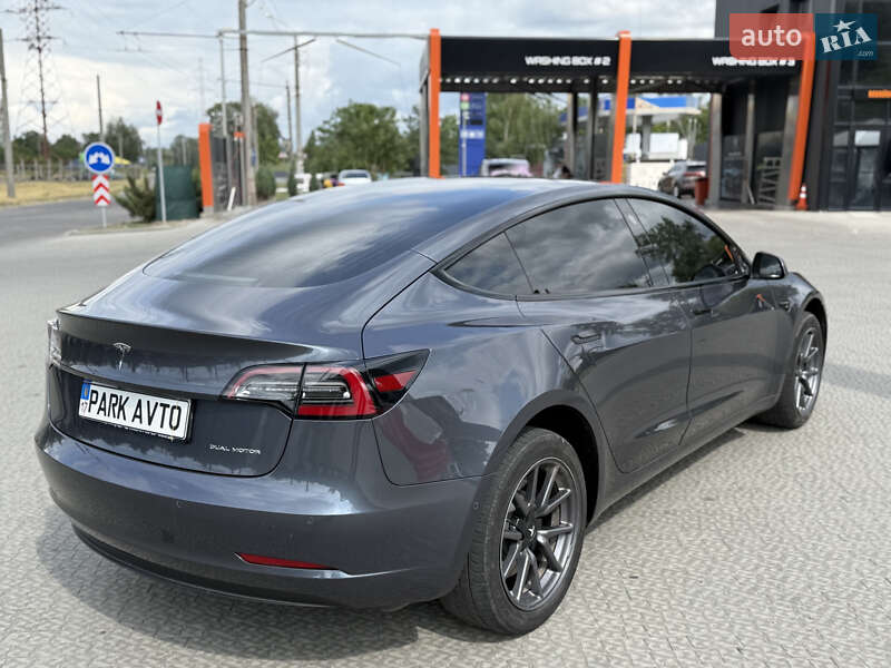Седан Tesla Model 3 2019 в Полтаве