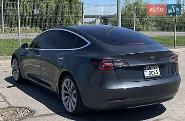 Седан Tesla Model 3 2018 в 