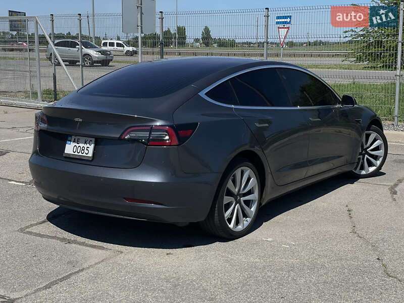 Седан Tesla Model 3 2018 в Днепре