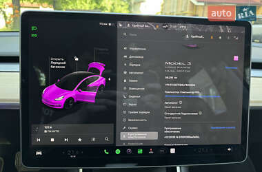 Седан Tesla Model 3 2019 в 