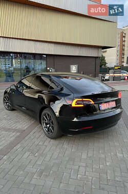 Седан Tesla Model 3 2019 в 