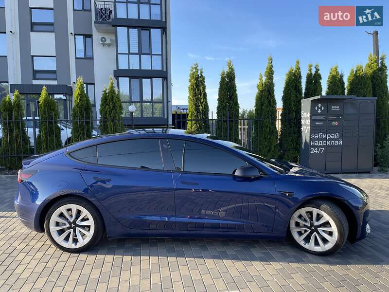 Tesla Model 3 2022