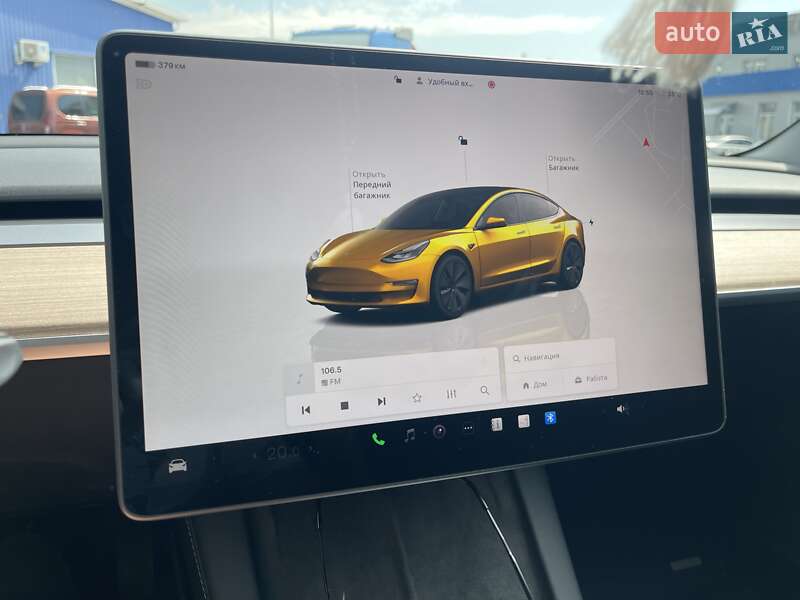 Седан Tesla Model 3 2023 в Киеве