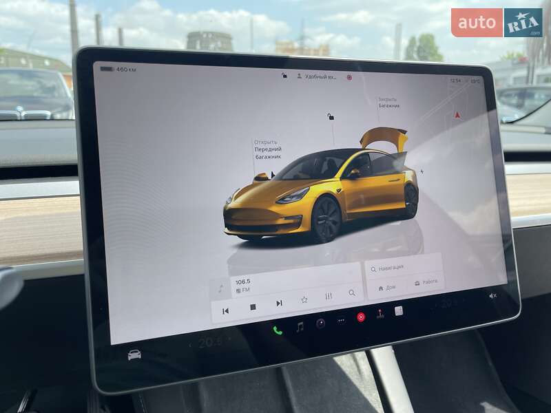 Седан Tesla Model 3 2023 в Киеве