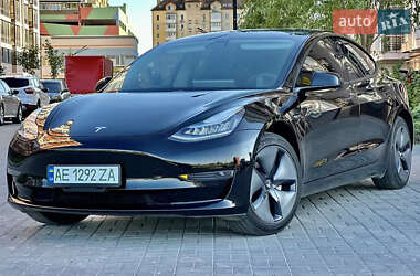 Седан Tesla Model 3 2019 в Києві
