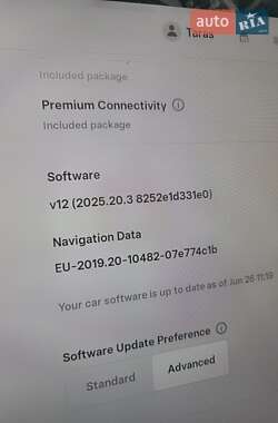 Седан Tesla Model 3 2022 в 