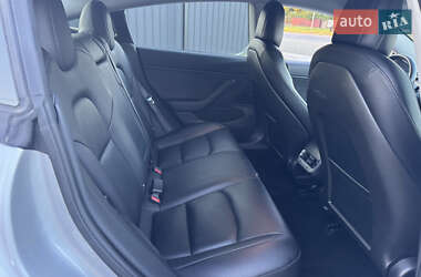 Седан Tesla Model 3 2018 в 