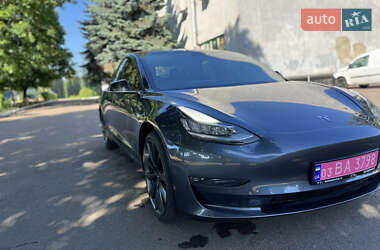 Седан Tesla Model 3 2019 в 