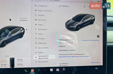 Седан Tesla Model 3 2019 в 