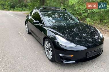 Седан Tesla Model 3 2018 в 