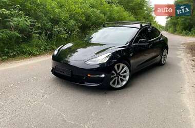 Седан Tesla Model 3 2018 в 