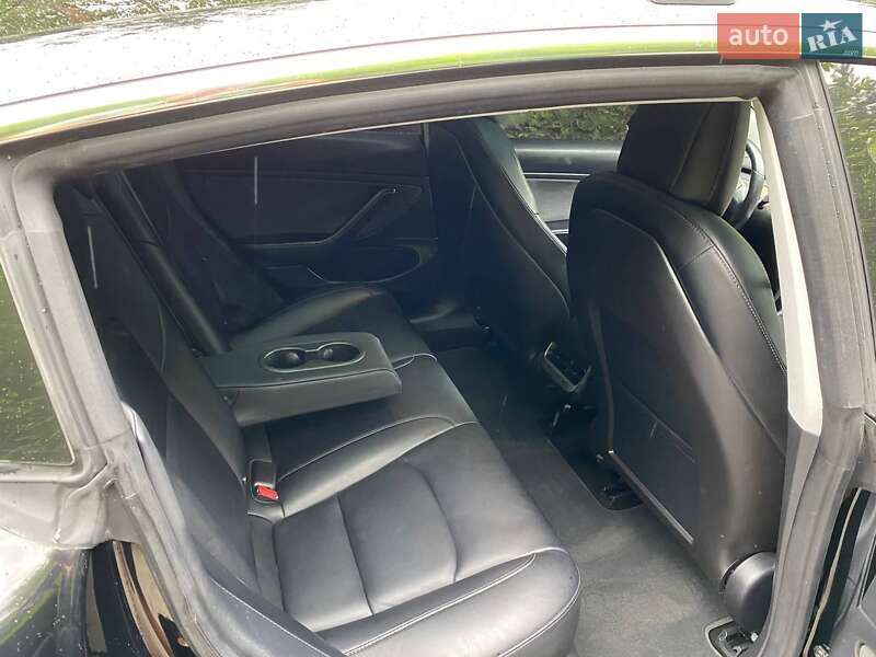 Седан Tesla Model 3 2018 в Ковеле