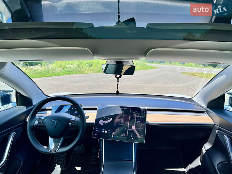 Седан Tesla Model 3 2018 в Александрие