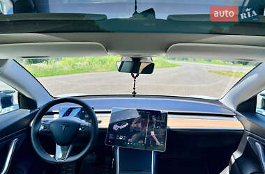 Седан Tesla Model 3 2018 в 