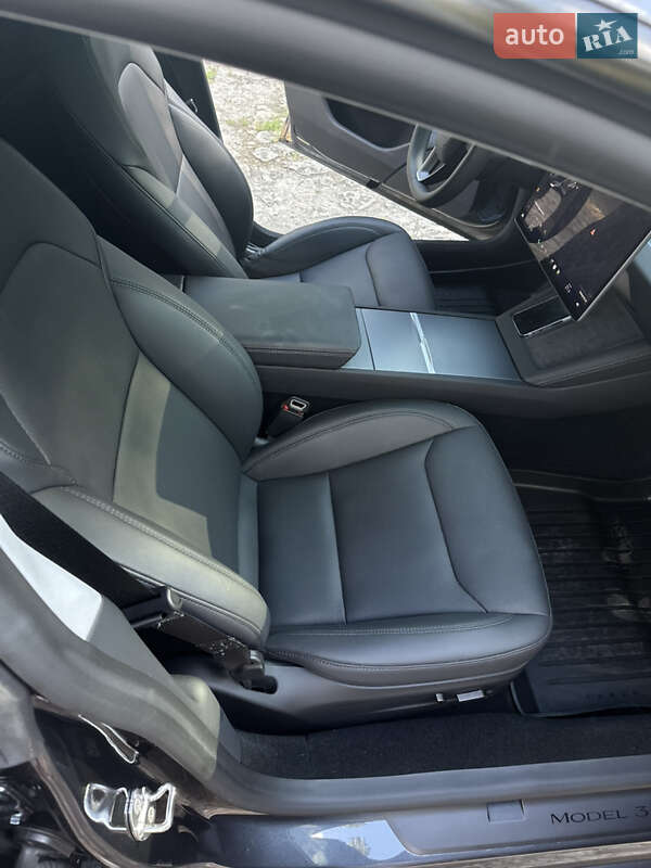 Седан Tesla Model 3 2024 в Харькове