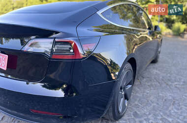 Седан Tesla Model 3 2018 в 