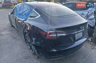 Седан Tesla Model 3 2018 в 