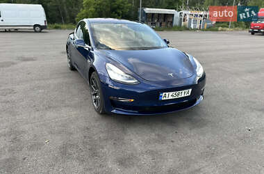 Седан Tesla Model 3 2018 в 