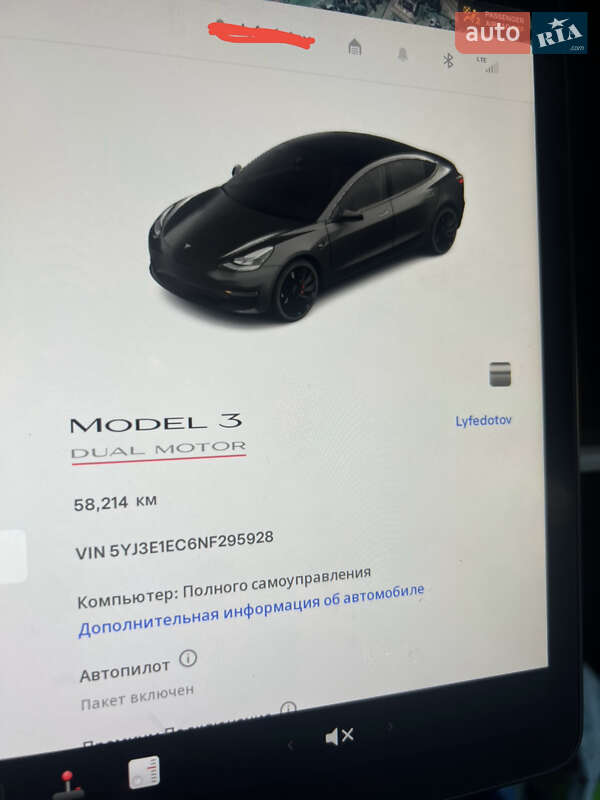 Седан Tesla Model 3 2022 в Ивано-Франковске