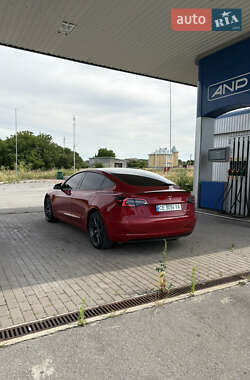 Седан Tesla Model 3 2021 в 