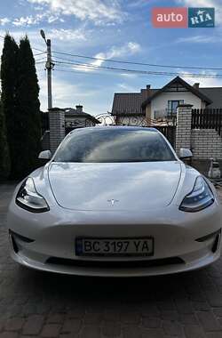 Седан Tesla Model 3 2018 в 