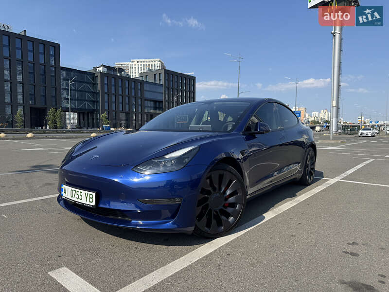 Tesla Model 3 2021